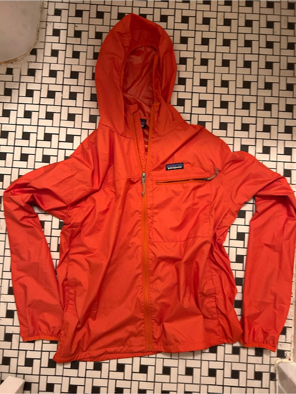 Patagonia Women's peach Hooded Windbreaker Jacket